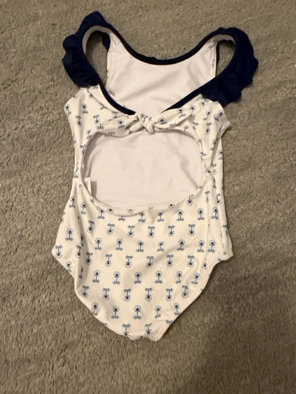 Minnow, 4 one piece bathing suit set, size: 3/4, excellent condition - Picture 3 of 14